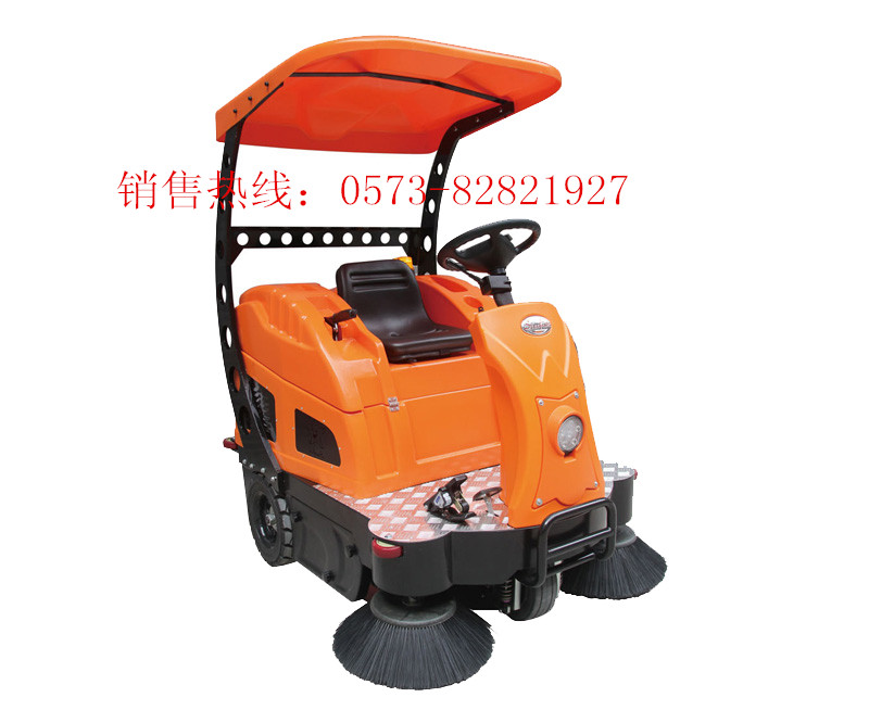 大型工廠廠區(qū)垃圾清掃車